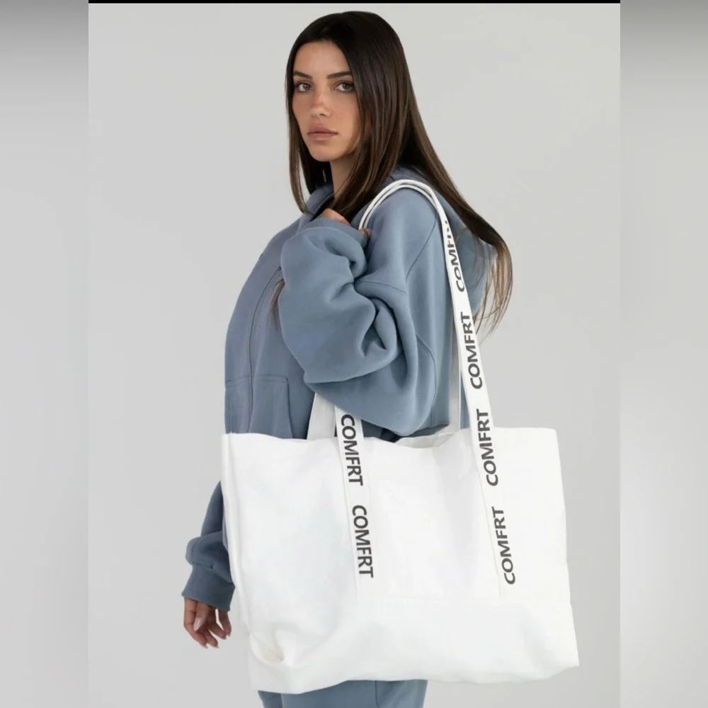 Comfrt White Tote Bag NWT - Picture 1 of 7
